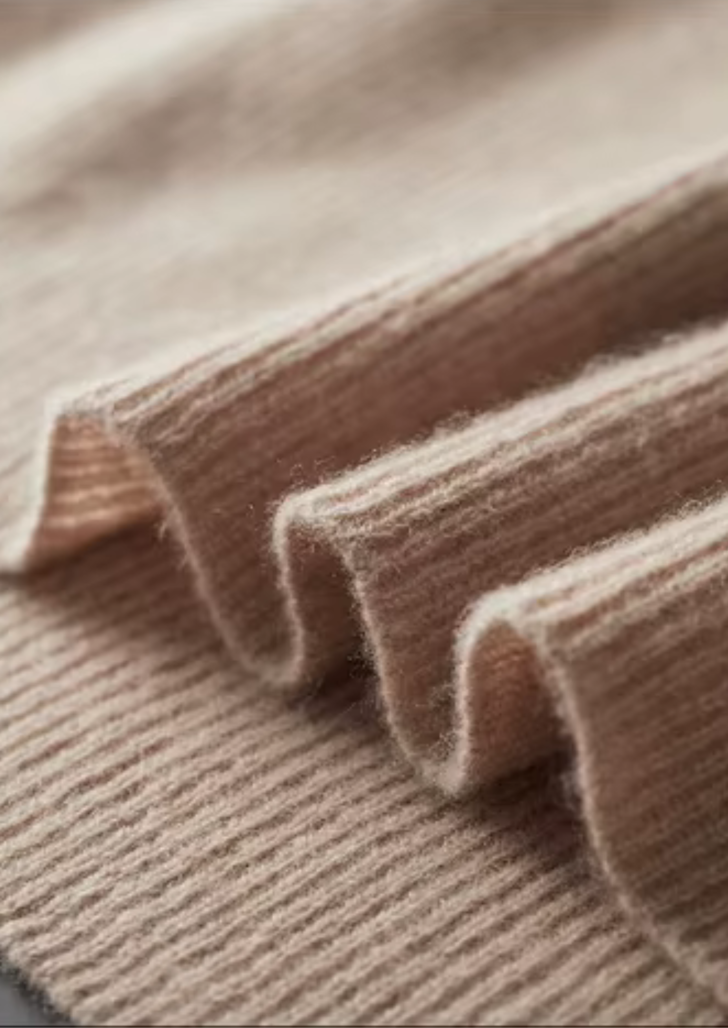 NOBA TWO TONE ZIPPER SWEATER POLO